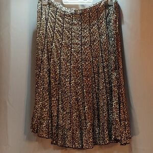 2 For $5 When You Bundle! Women's leopard print skirt size 18